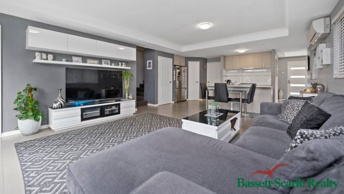 24D Eacott Street, Mandurah, WA 6210 AUS