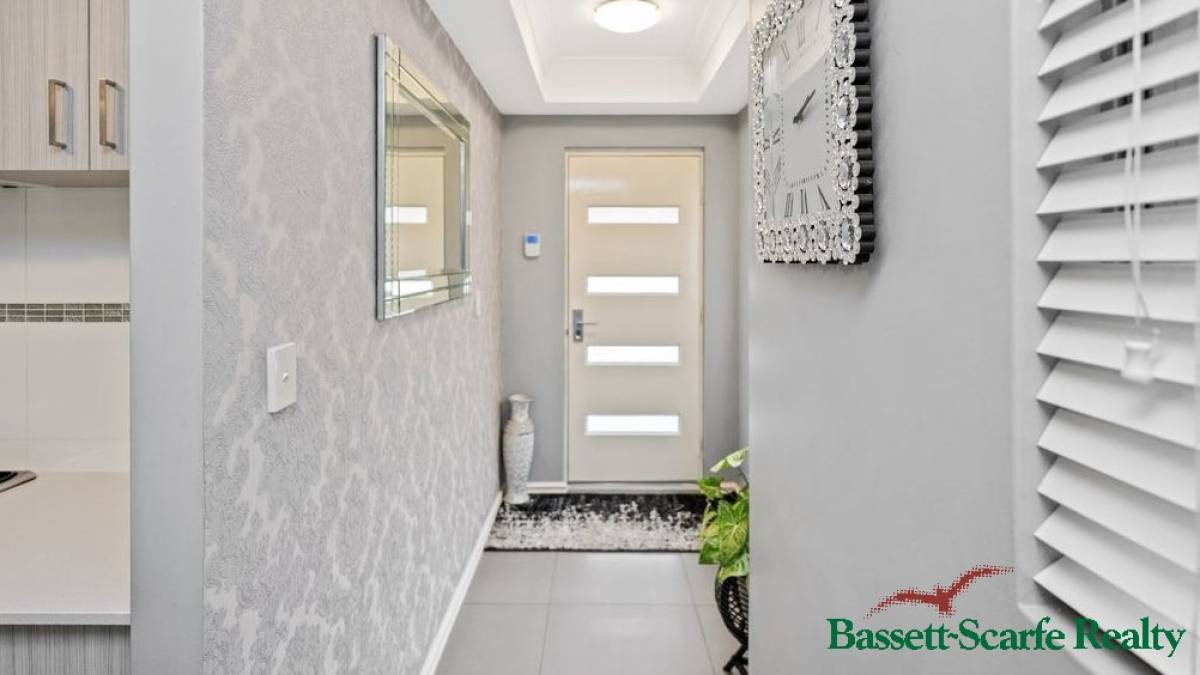 24D Eacott Street, Mandurah, WA 6210 AUS