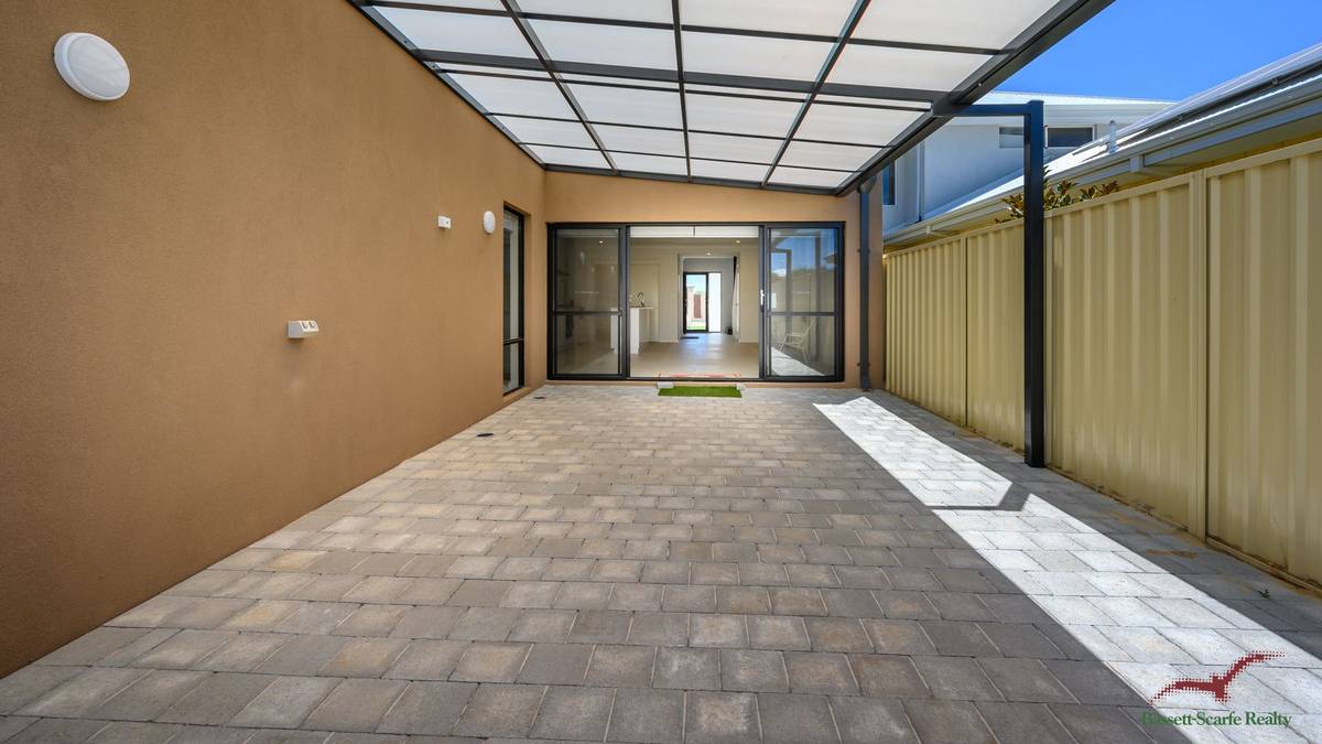 32 Quendamia Lane, Mandurah, WA 6210 AUS