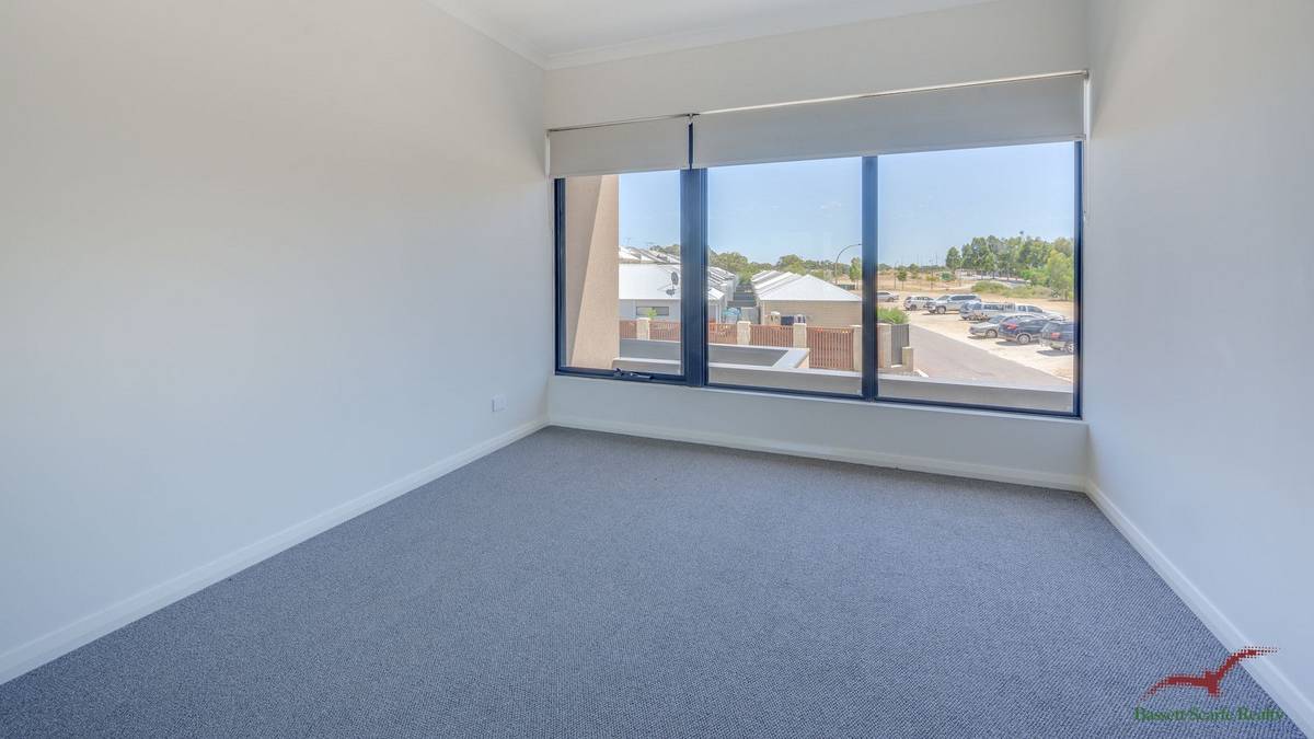 32 Quendamia Lane, Mandurah, WA 6210 AUS