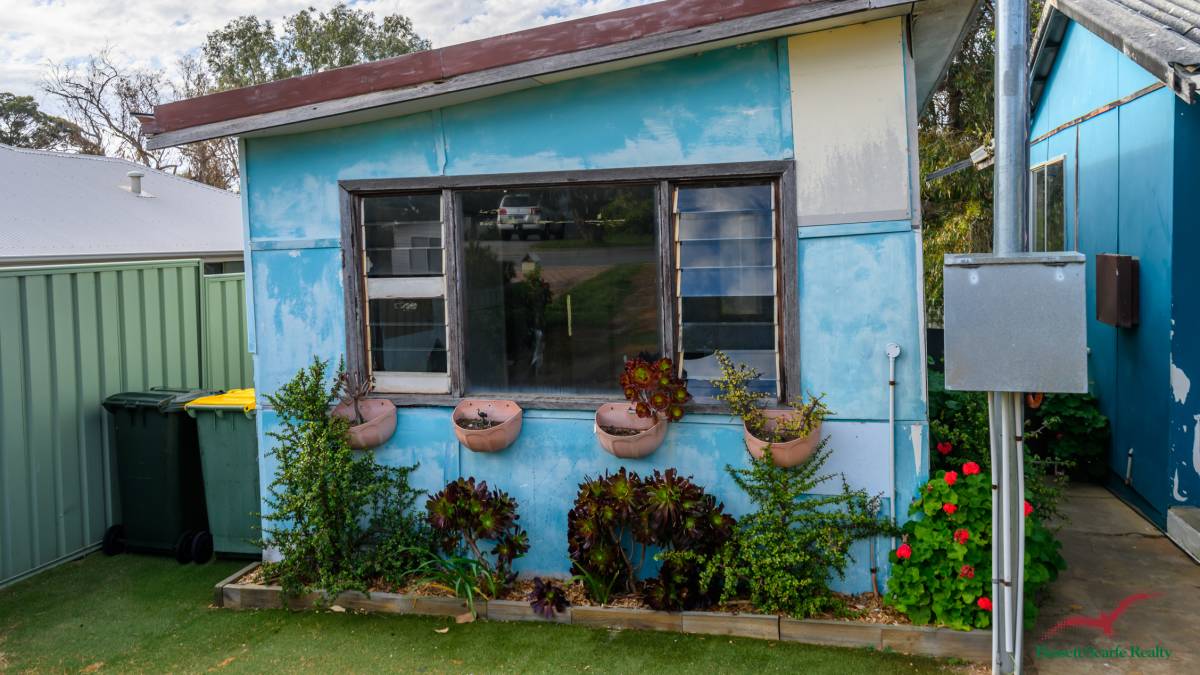 11 Lynda Street, FALCON, WA 6210 AUS