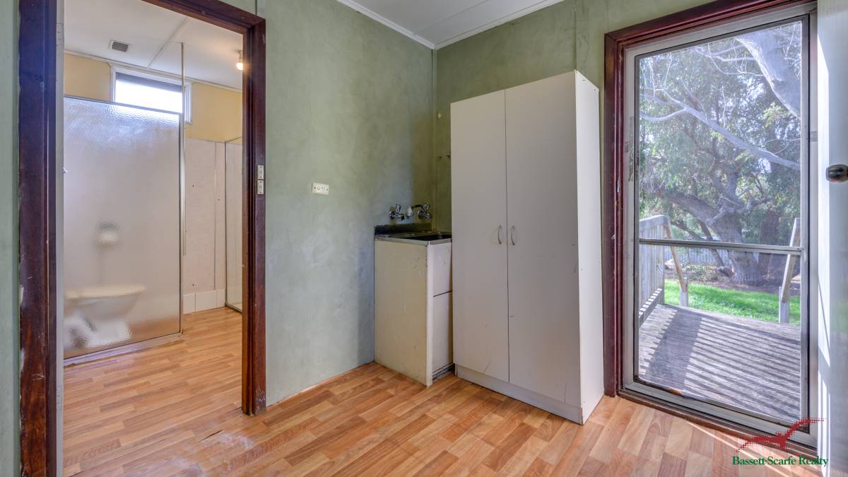 11 Lynda Street, FALCON, WA 6210 AUS