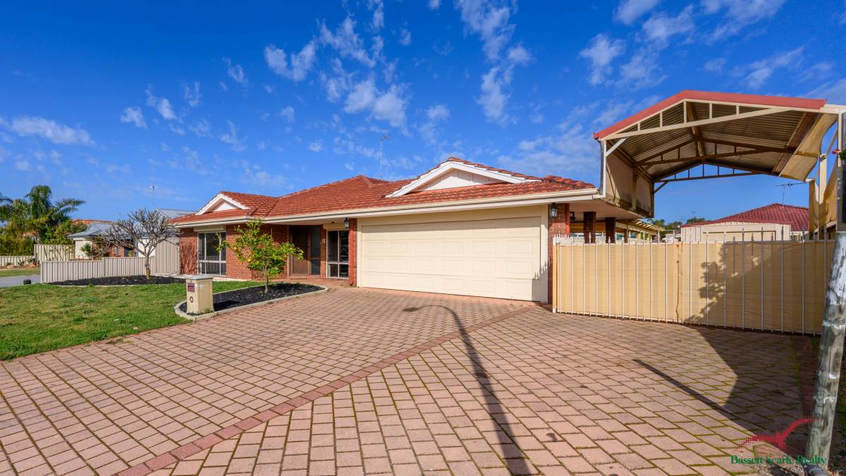 15 Grayswood Retreat, Erskine, WA 6210 AUS