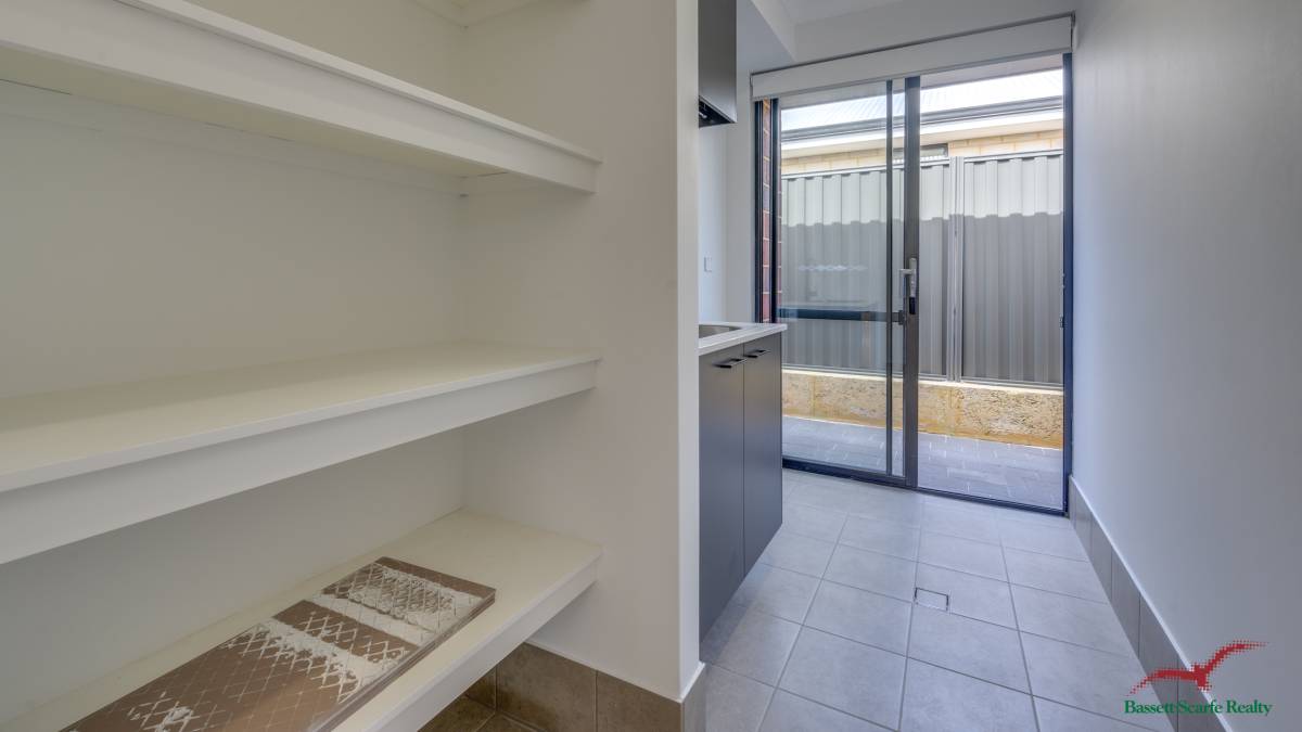 35 Sarasota Loop, Madora Bay, WA 6210 AUS