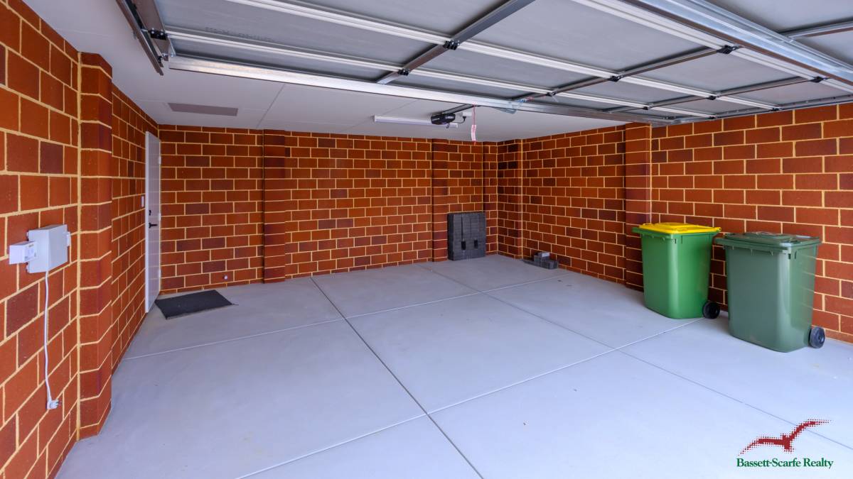35 Sarasota Loop, Madora Bay, WA 6210 AUS