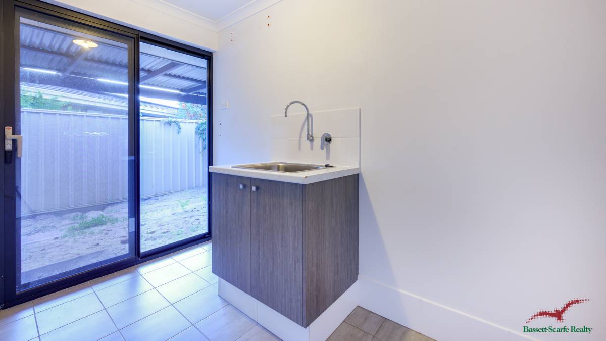 17 Kallang Road, Coodanup, WA 6210 AUS