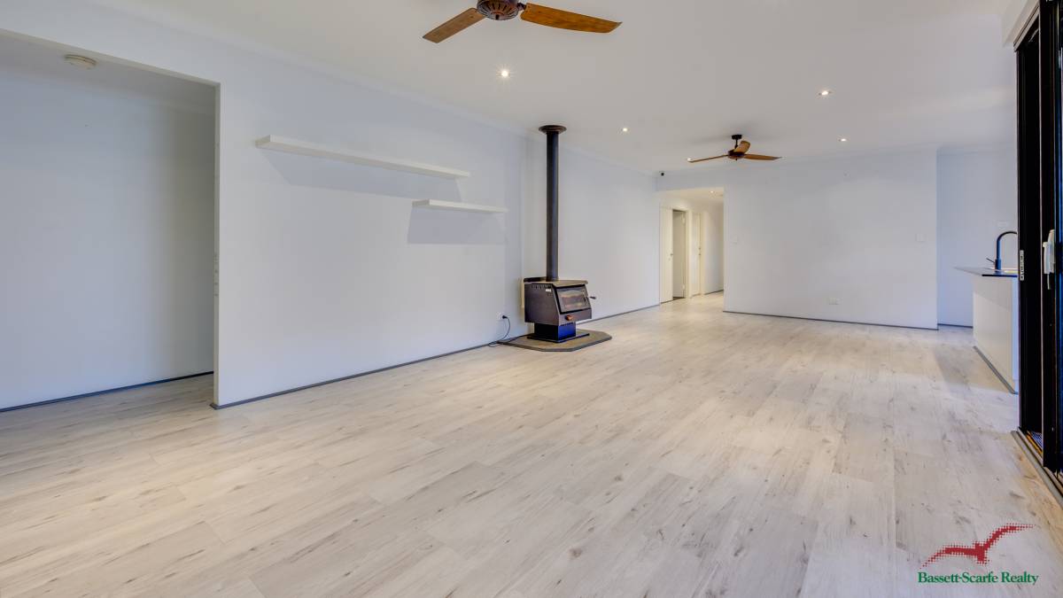 17 Kallang Road, Coodanup, WA 6210 AUS