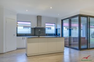 17 Kallang Road, Coodanup, WA 6210 AUS
