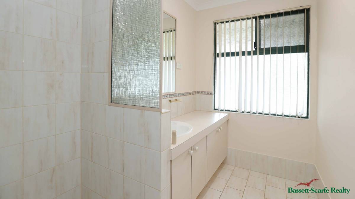 77 Ayrton Street, DAWESVILLE, WA 6211 AUS