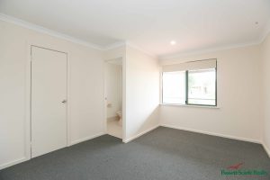 77 Ayrton Street, DAWESVILLE, WA 6211 AUS