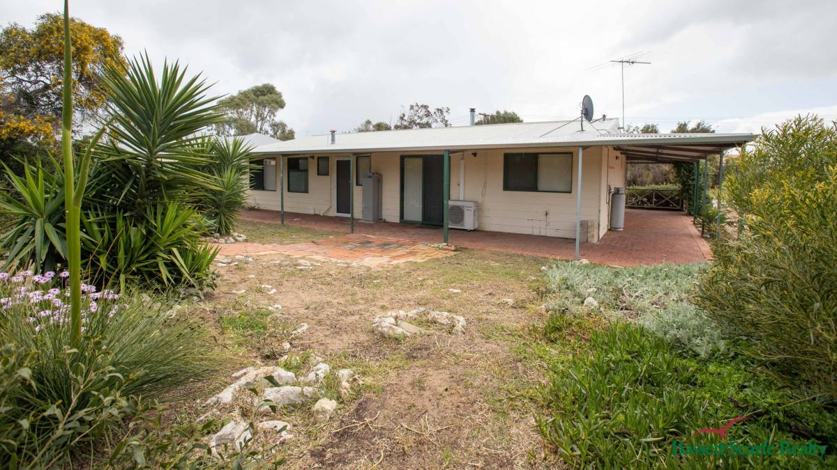 77 Ayrton Street, DAWESVILLE, WA 6211 AUS