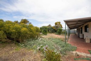 77 Ayrton Street, DAWESVILLE, WA 6211 AUS