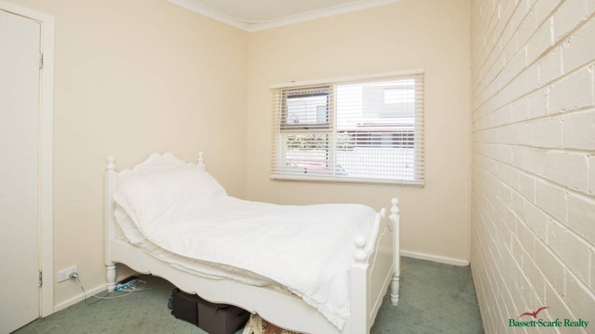 2/30 Janis Street, Halls Head, WA 6210 AUS