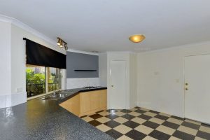 4 Selloa Court, Halls Head, WA 6210 AUS
