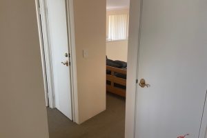 10B Valley Road, Halls Head, WA 6210 AUS