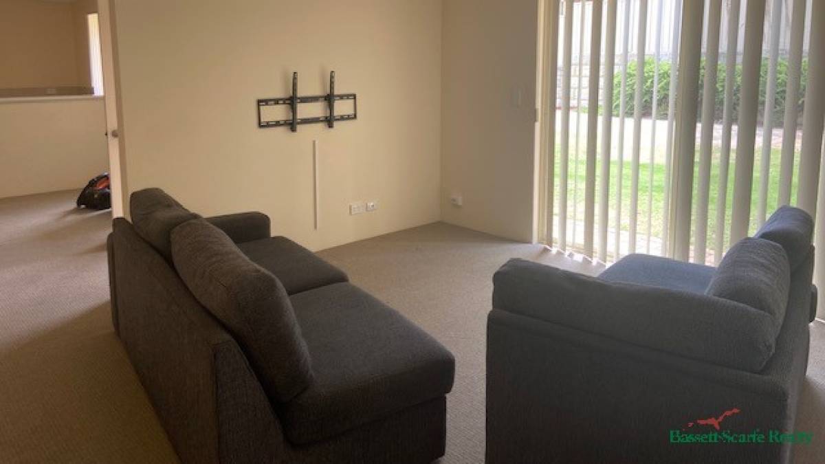 10B Valley Road, Halls Head, WA 6210 AUS