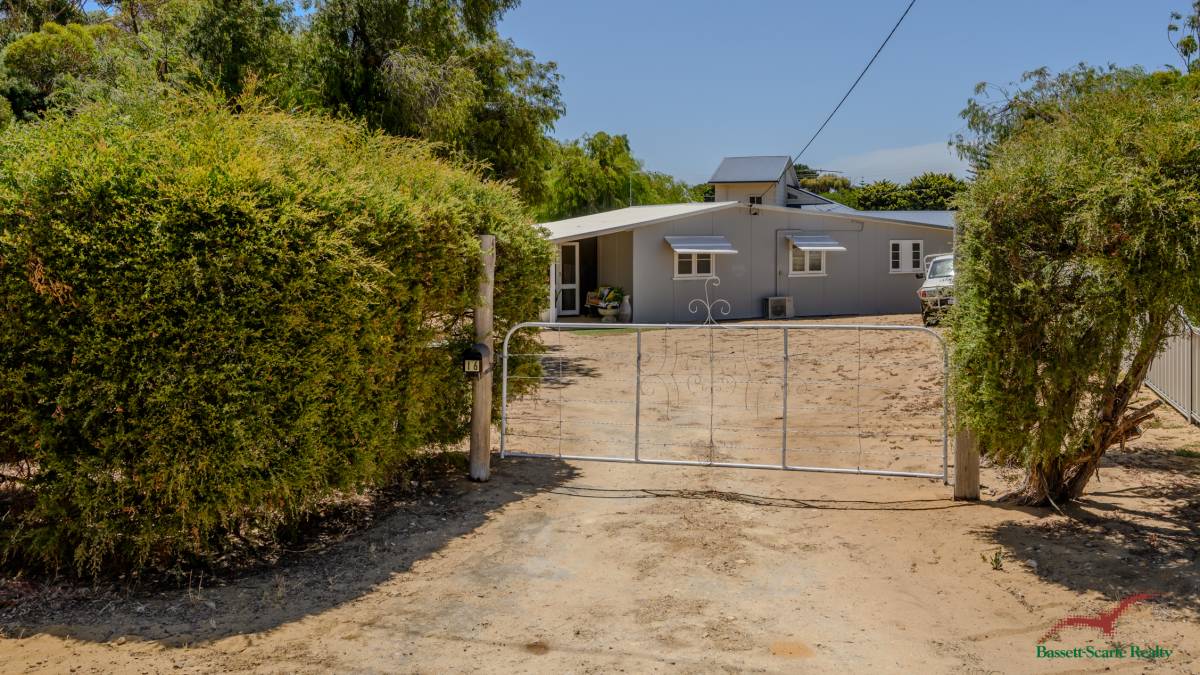 16 Charon Road, Falcon, WA 6210 AUS