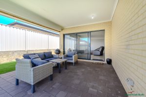 11 Greenville Vista, Meadow Springs, WA 6210 AUS