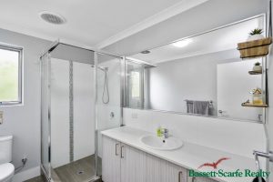 24D Eacott Street, Mandurah, WA 6210 AUS