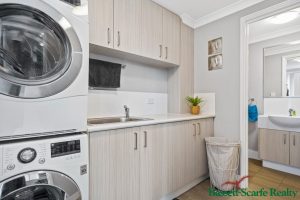 24D Eacott Street, Mandurah, WA 6210 AUS