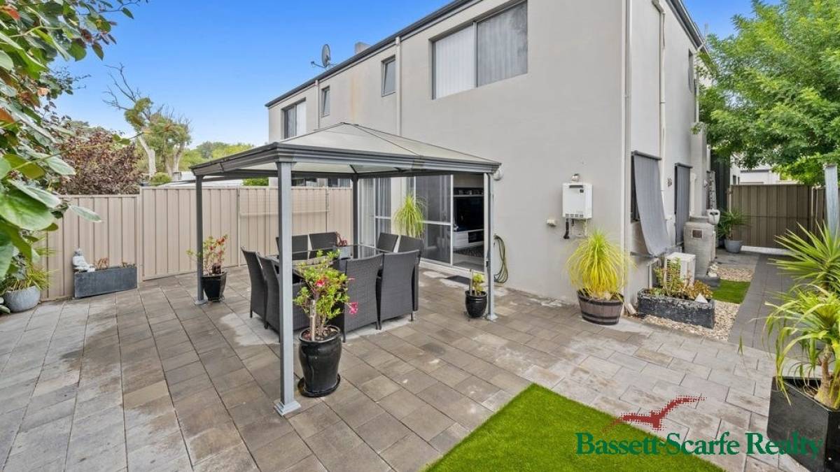 24D Eacott Street, Mandurah, WA 6210 AUS