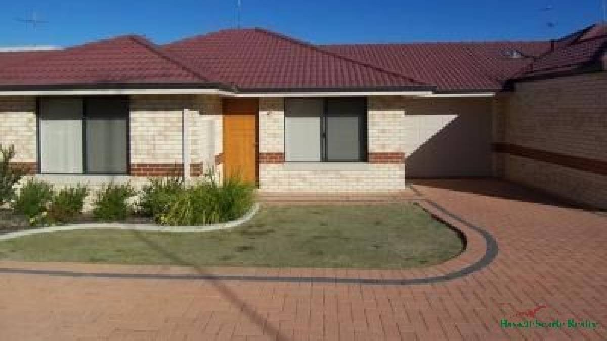 3/4 Binnar Court, ERSKINE, WA 6210 AUS