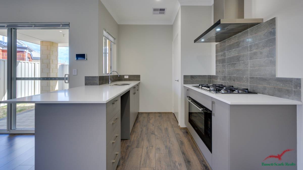 35 Callawa Street, Golden Bay, WA 6174 AUS
