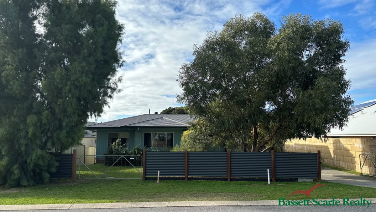 14 Yuna Street, Falcon, WA 6210 AUS