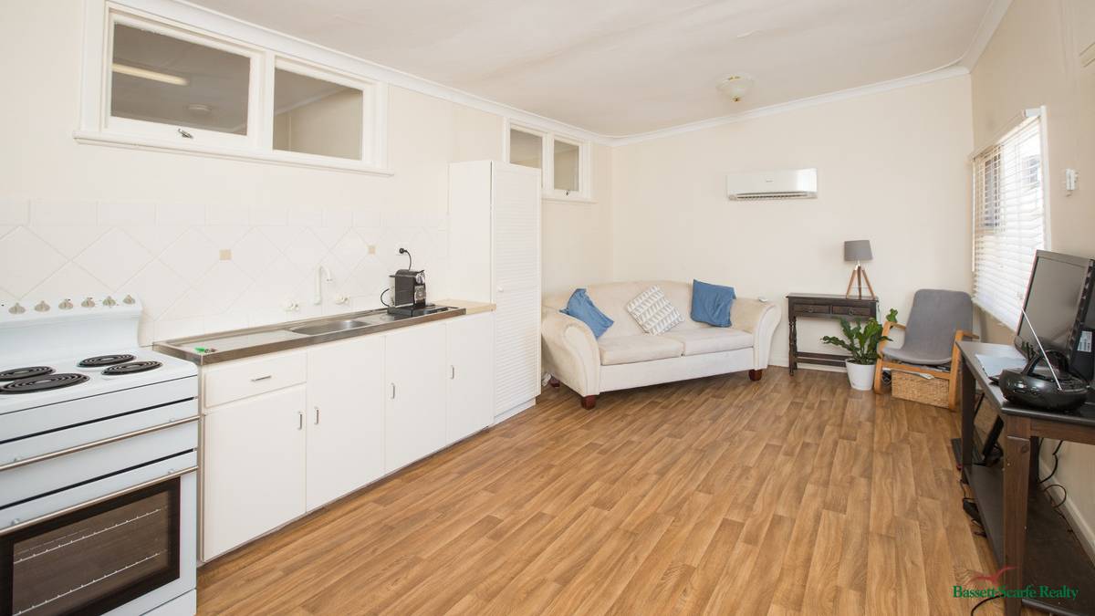 2/30 Janis Street, Halls Head, WA 6210 AUS