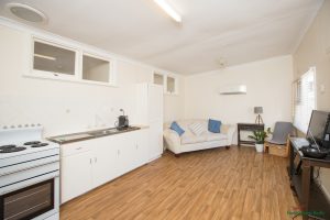 2/30 Janis Street, Halls Head, WA 6210 AUS