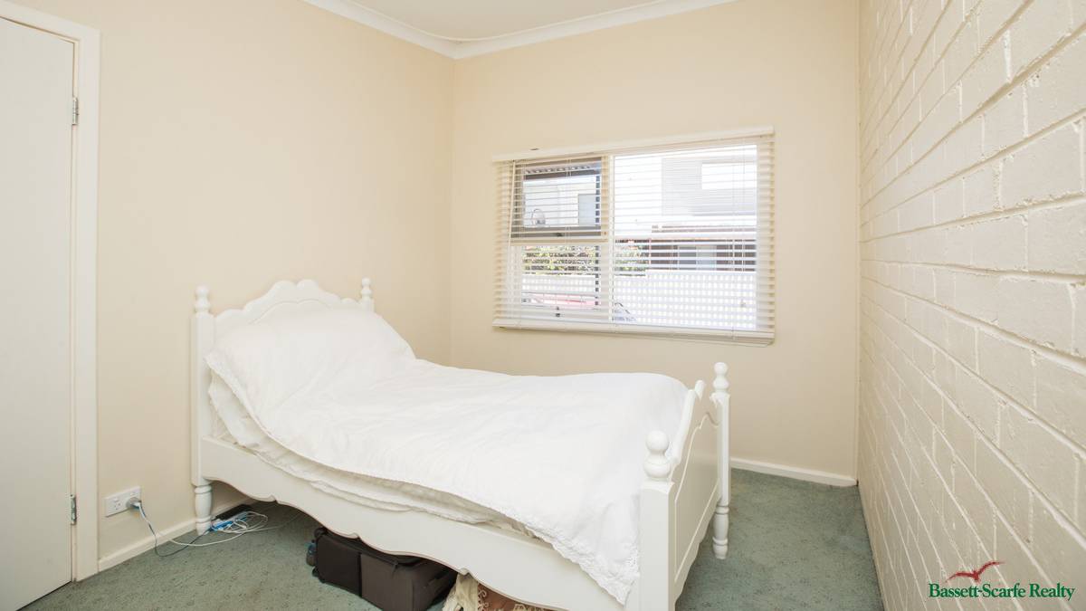 2/30 Janis Street, Halls Head, WA 6210 AUS