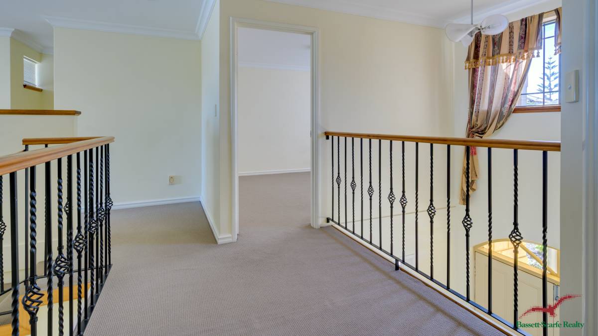 88 Baloo Crescent, WANNANUP, WA 6210 AUS