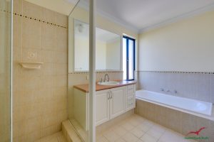 88 Baloo Crescent, WANNANUP, WA 6210 AUS