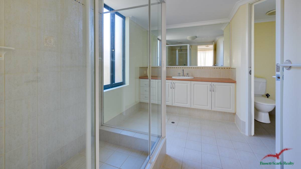88 Baloo Crescent, WANNANUP, WA 6210 AUS
