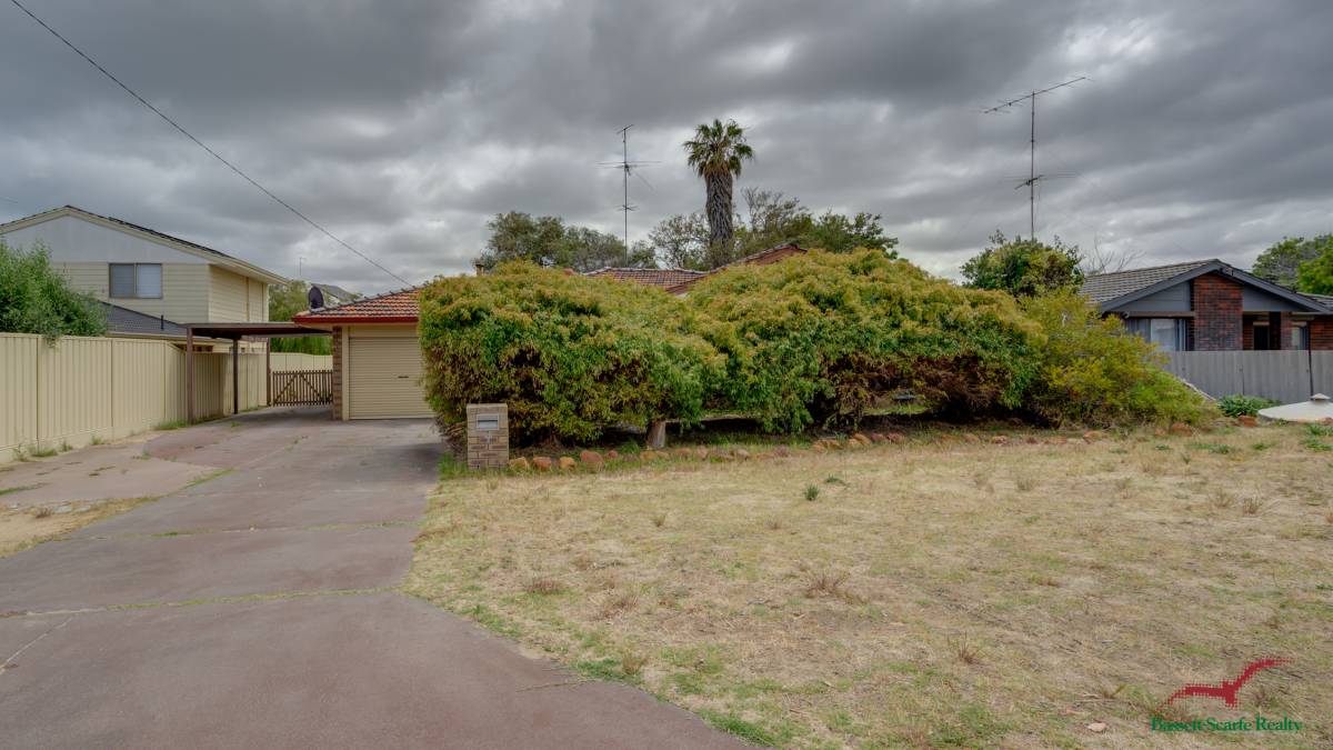 4 Thetis Street, MADORA BAY, WA 6210 AUS