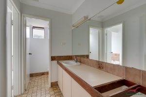4 Thetis Street, MADORA BAY, WA 6210 AUS