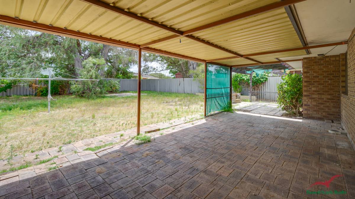 4 Thetis Street, MADORA BAY, WA 6210 AUS