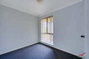 4 Thetis Street, MADORA BAY, WA 6210 AUS