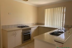 10B Valley Road, Halls Head, WA 6210 AUS
