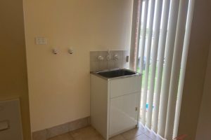 10B Valley Road, Halls Head, WA 6210 AUS