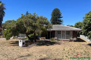 4 Gillark Street, Dudley Park, WA 6210 AUS