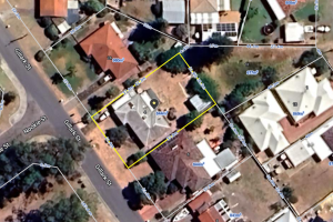 4 Gillark Street, Dudley Park, WA 6210 AUS