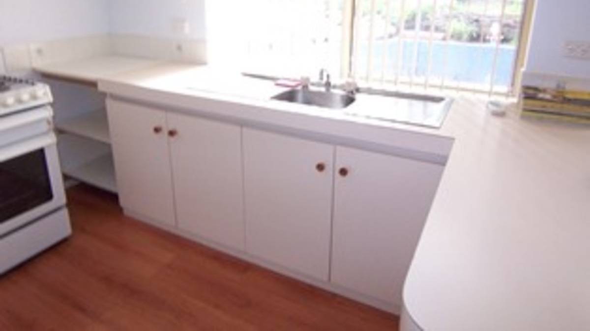 104B Janis Street, HALLS HEAD, WA 6210 AUS