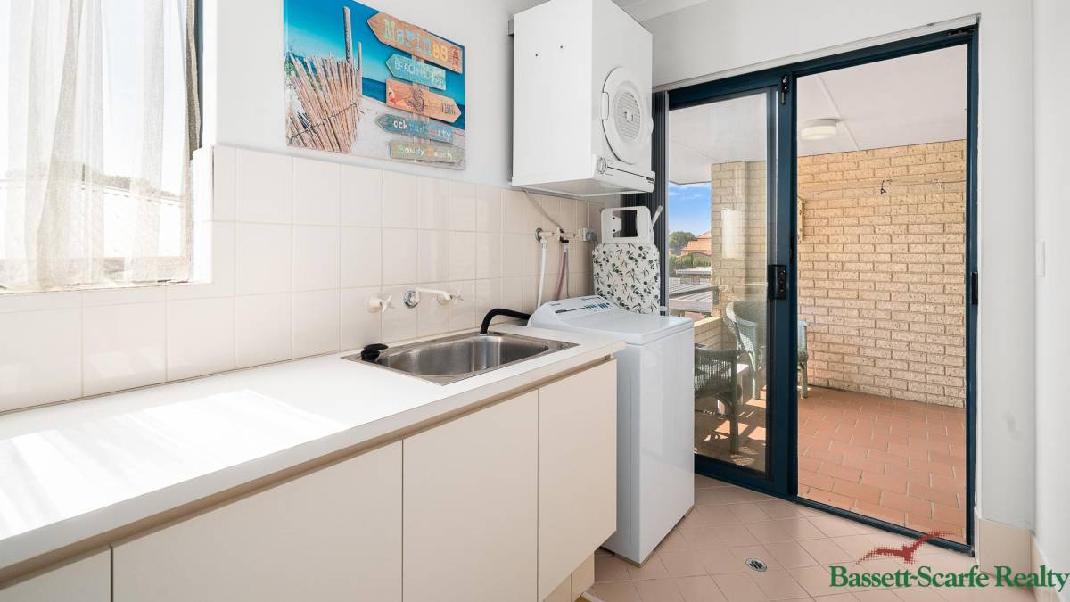 8/9 Leslie Street, Dudley Park, WA 6210 AUS