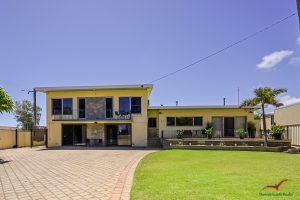 82 Leighton Road, Halls Head, WA 6210 AUS