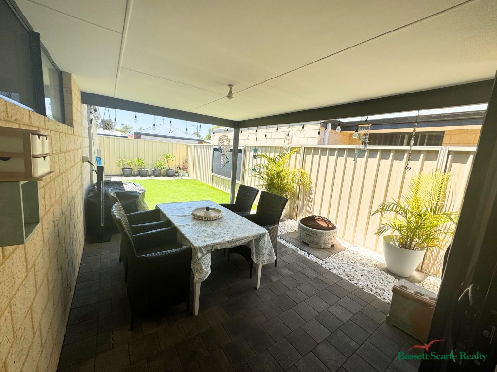 215 Pebble Beach Boulevard, Meadow Springs - Thumbnail 6