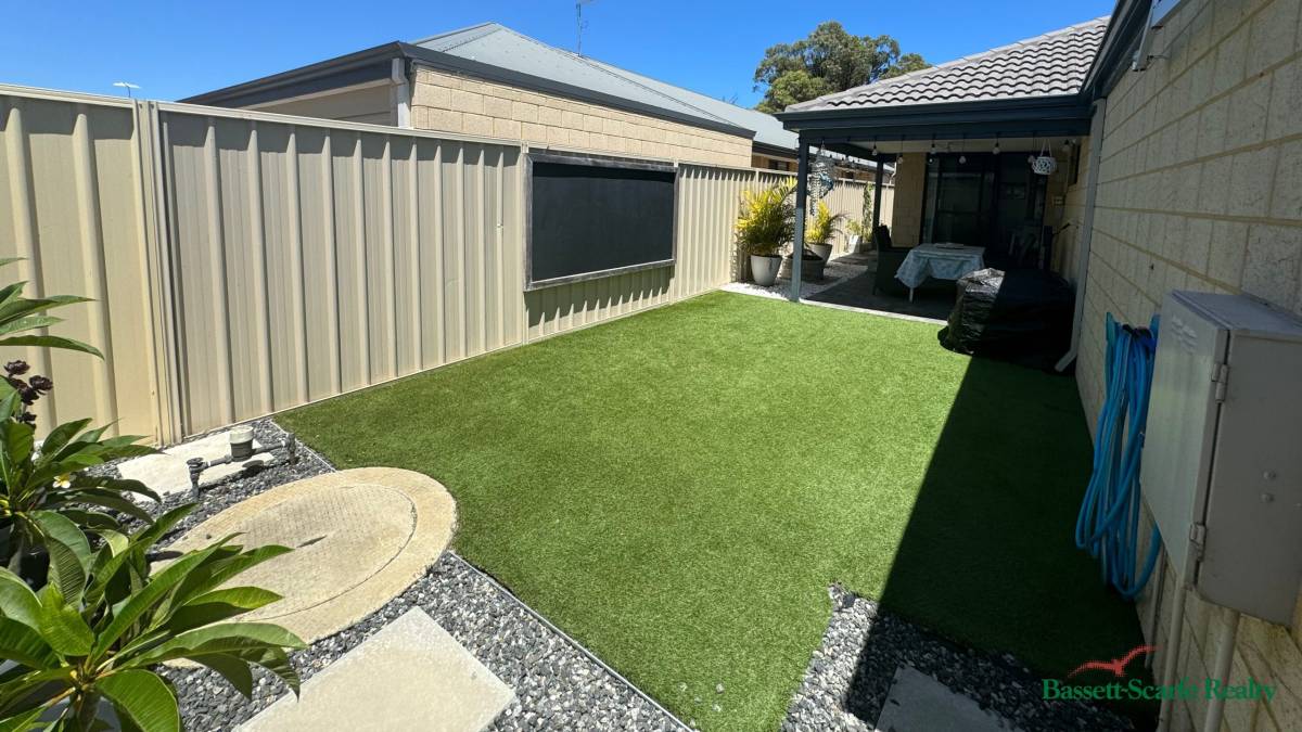 215 Pebble Beach Boulevard, Meadow Springs, WA 6210 AUS