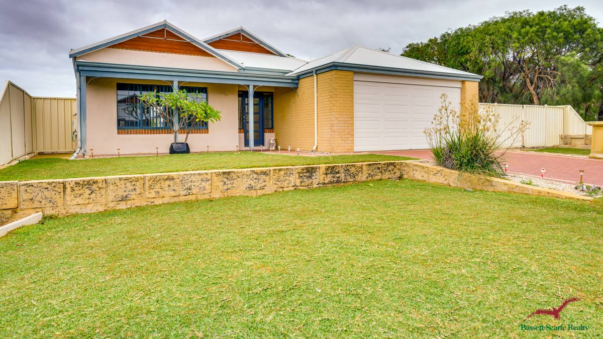 10 Dunsborough Court, Dawesville, WA 6211 AUS