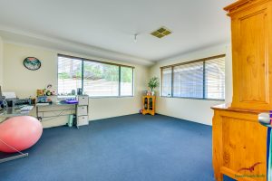 10 Dunsborough Court, Dawesville, WA 6211 AUS