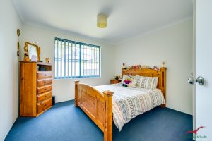 10 Dunsborough Court, Dawesville, WA 6211 AUS